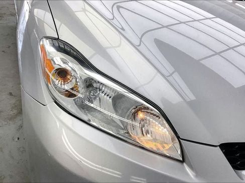 Used 2011 Toyota Matrix w/ Matrix Sport Pkg FWD image 25