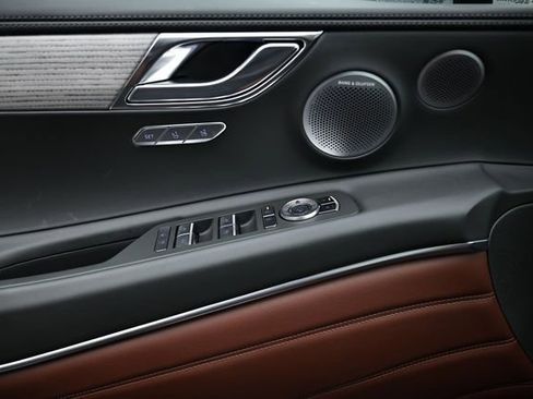 Certified 2026 Genesis GV80 3.5T Prestige image 15