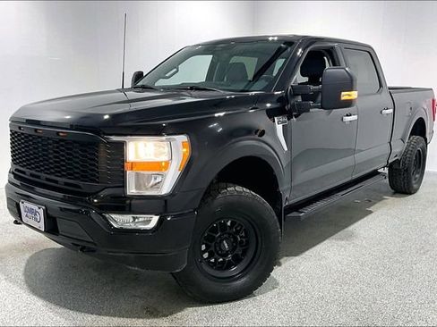 Used 2022 Ford F150 XLT w/ Equipment Group 301A Mid image 3