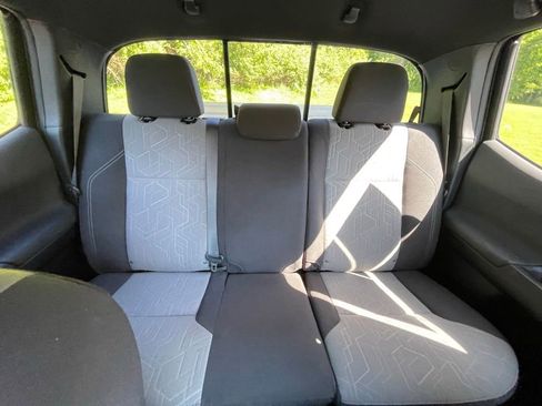 Used 2021 Toyota Tacoma TRD Sport AWD/4WD image 16
