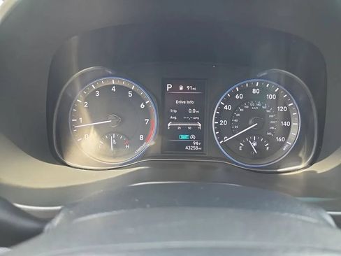 Used 2023 Hyundai Kona SE FWD image 16