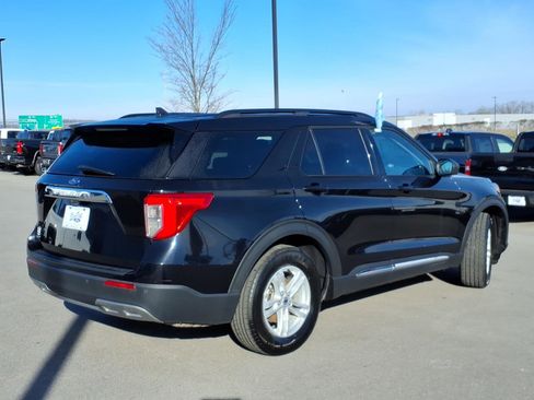 Certified 2024 Ford Explorer XLT w/ Equipment Group 202A image 3