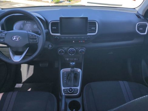 New 2026 Hyundai Venue SEL FWD image 7