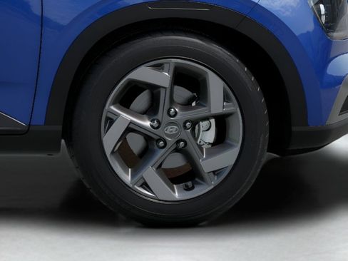 Used 2025 Hyundai Venue Limited FWD image 8