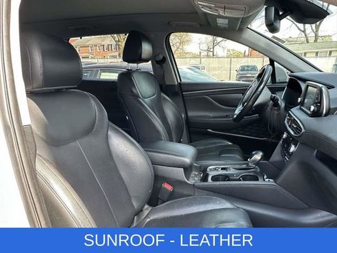 Used 2020 Hyundai Santa Fe SEL w/ Cargo Package image 2