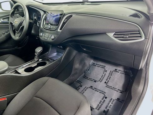 Used 2023 Chevrolet Malibu LS FWD image 26