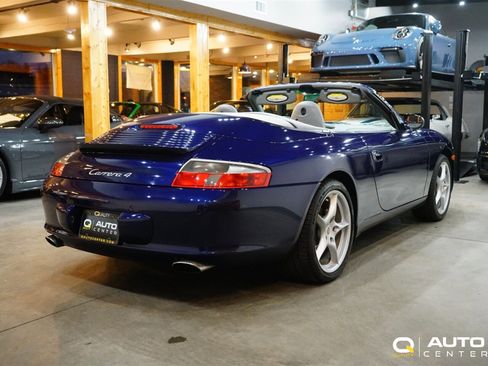 Used 2002 Porsche 911 Carrera 4 image 4