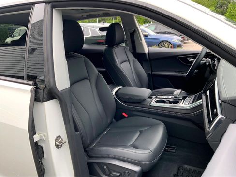 Certified 2023 Audi Q8 Premium Plus w/ Premium Plus Package AWD/4WD image 6