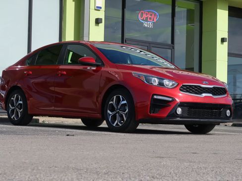 Used 2019 Kia Forte LXS image 6