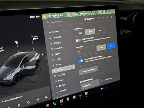 Used 2023 Tesla Model Y Performance AWD/4WD image 68