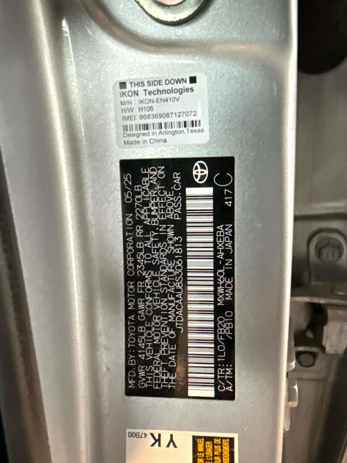 Used 2025 Toyota Prius LE FWD image 27