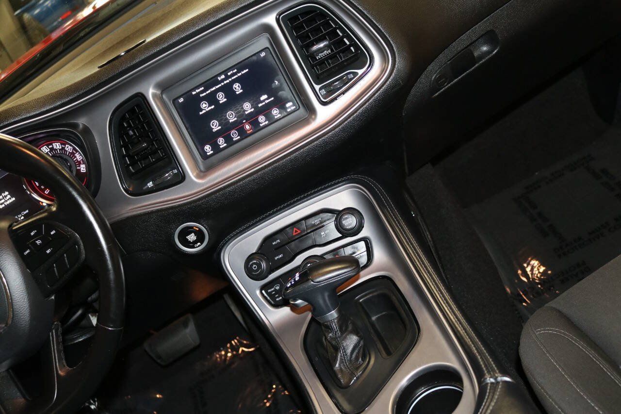Used 2023 Dodge Challenger SXT RWD image 24