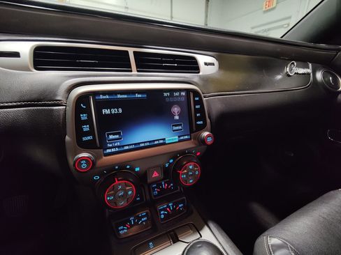 Used 2015 Chevrolet Camaro SS w/ Green Flash Special Edition RWD image 34