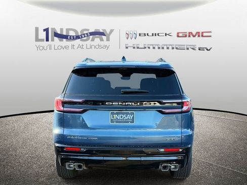 New 2026 GMC Acadia Denali Ultimate image 3