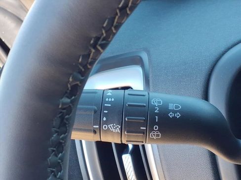 New 2025 Ford Expedition Max Active RWD image 28