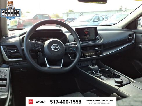 Used 2024 Nissan Rogue SV AWD/4WD image 13