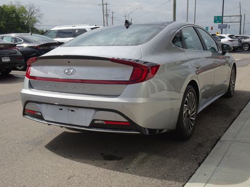 Used 2023 Hyundai Sonata Limited FWD image 5