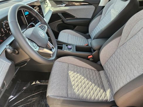 New 2026 Volkswagen Tiguan S image 3