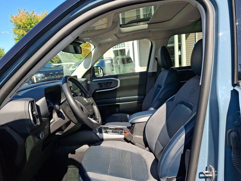 Used 2021 Ford Bronco Sport Outer Banks w/ Outer Banks Package AWD/4WD image 14