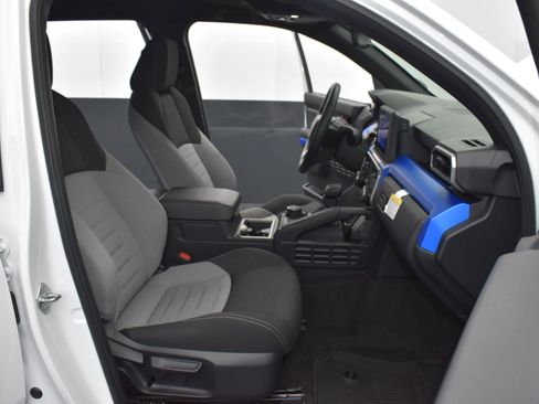 Used 2025 Toyota 4Runner TRD Off-Road image 25