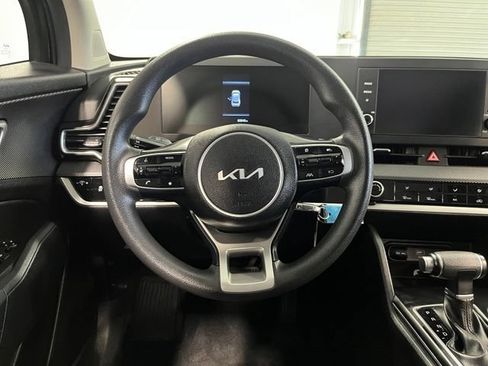 Used 2024 Kia Sportage LX FWD image 22