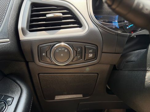 Used 2023 Ford Edge SEL w/ Convenience Package AWD/4WD image 26