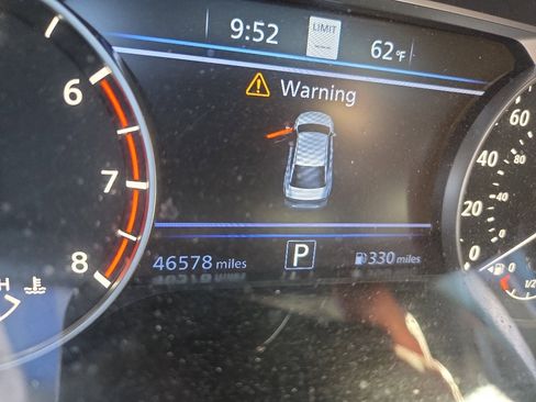 Used 2023 Nissan Altima 2.0 SR image 2