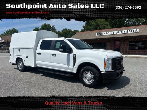 Used 2023 Ford F250 XL RWD image 1