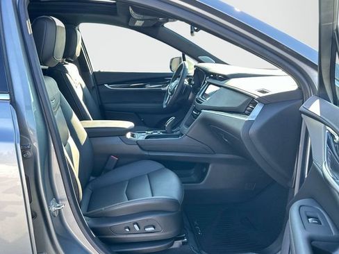 Certified 2025 Cadillac XT5 Premium Luxury image 20