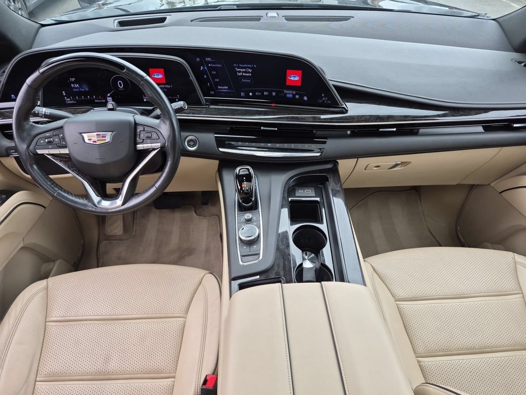 Used 2024 Cadillac Escalade Premium Luxury RWD image 21