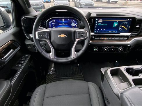 Used 2023 Chevrolet Silverado 1500 LT image 6