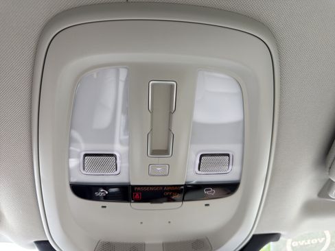 Certified 2023 Volvo XC90 B5 Plus AWD/4WD image 29