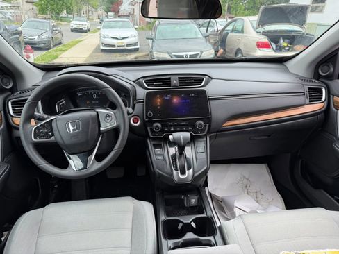 Used 2018 Honda CR-V EX image 11