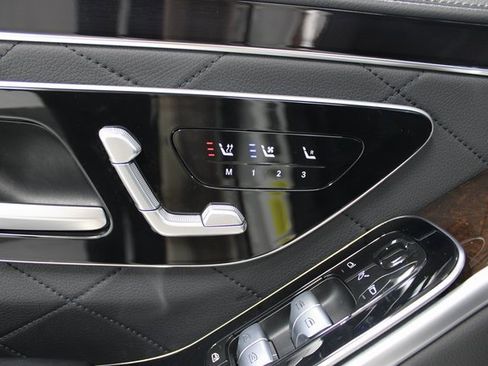 Used 2021 Mercedes-Benz S 580 4MATIC Sedan image 20