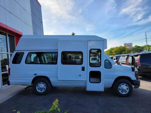 Used 2011 Ford E-350 and Econoline 350 Extended Super Duty w/ PWR Group RWD image 8