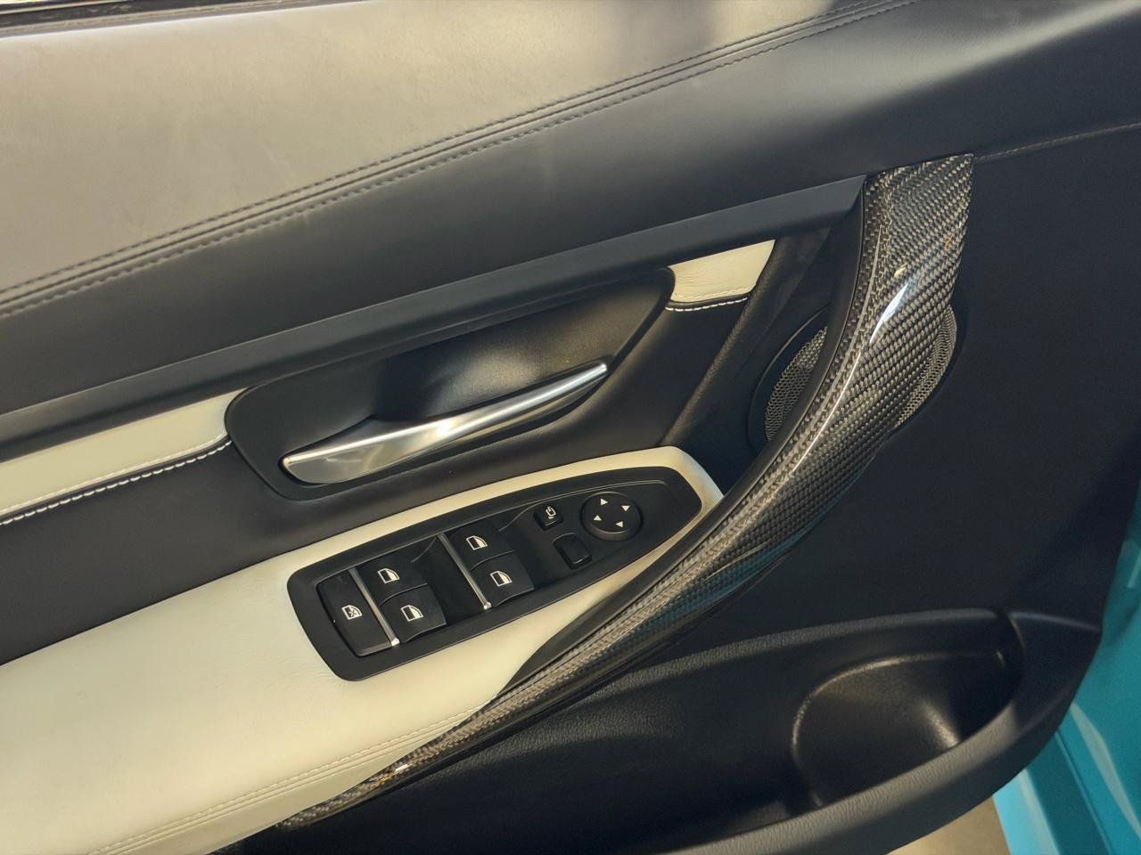 Used 2018 BMW M3 RWD image 21