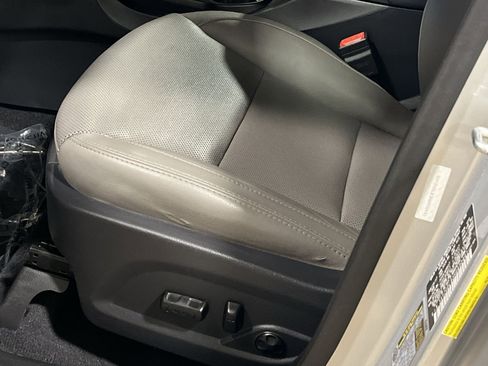 Used 2017 Hyundai Santa Fe Sport image 14