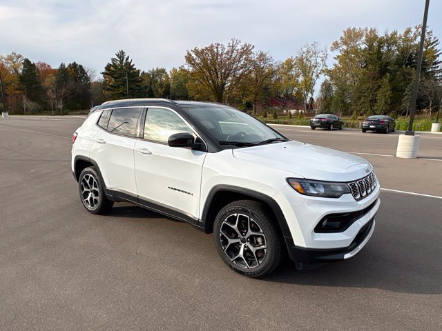 Certified 2025 Jeep Compass Limited AWD/4WD image 8