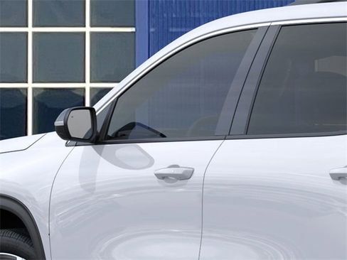 New 2026 Chevrolet Traverse LT w/ LPO, Floor Liner Package image 12