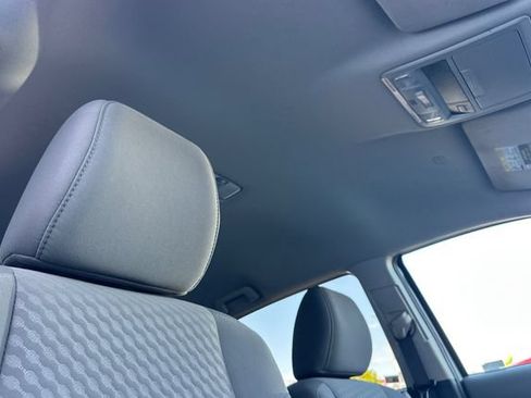 Used 2023 Toyota Tacoma SR5 RWD image 17