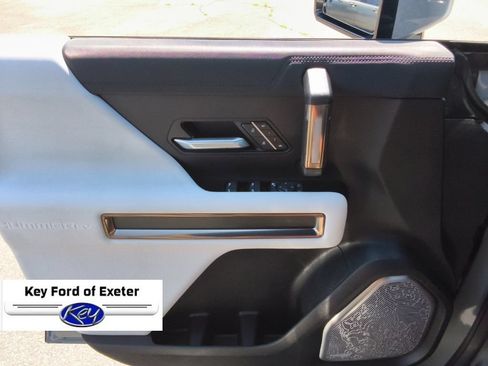 Used 2025 GMC Hummer EV 2X AWD/4WD image 36