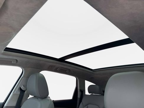 Used 2022 Audi Q7 3.0T Prestige image 24