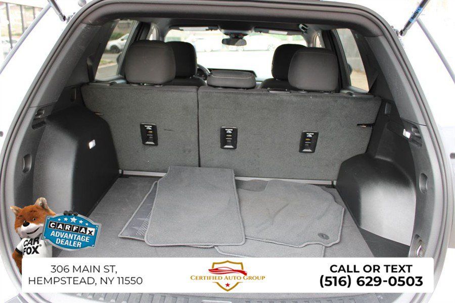Used 2026 GMC Terrain Elevation FWD image 28