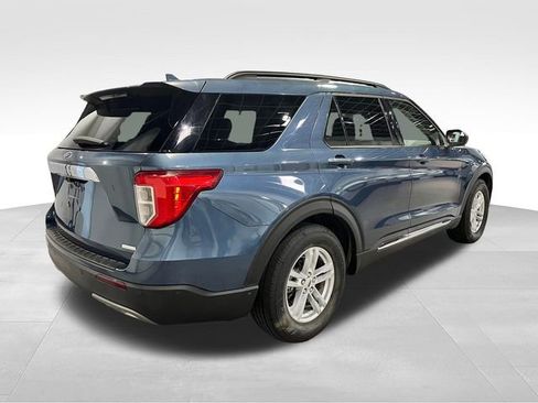 Used 2020 Ford Explorer XLT w/ Equipment Group 202A RWD image 7