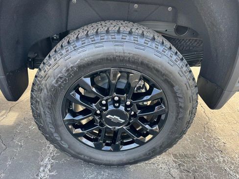 Used 2026 Chevrolet Silverado 2500 LTZ w/ Trail Boss Package AWD/4WD image 6