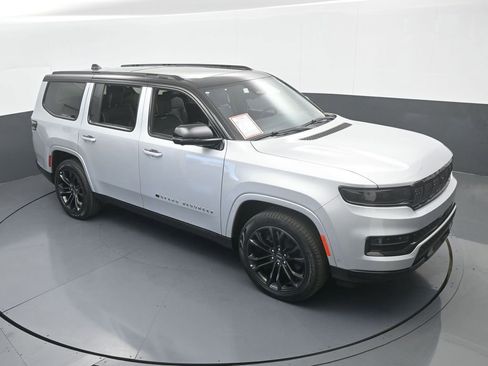 Used 2024 Jeep Grand Wagoneer Series II w/ Quick Order Packagew 28T image 17