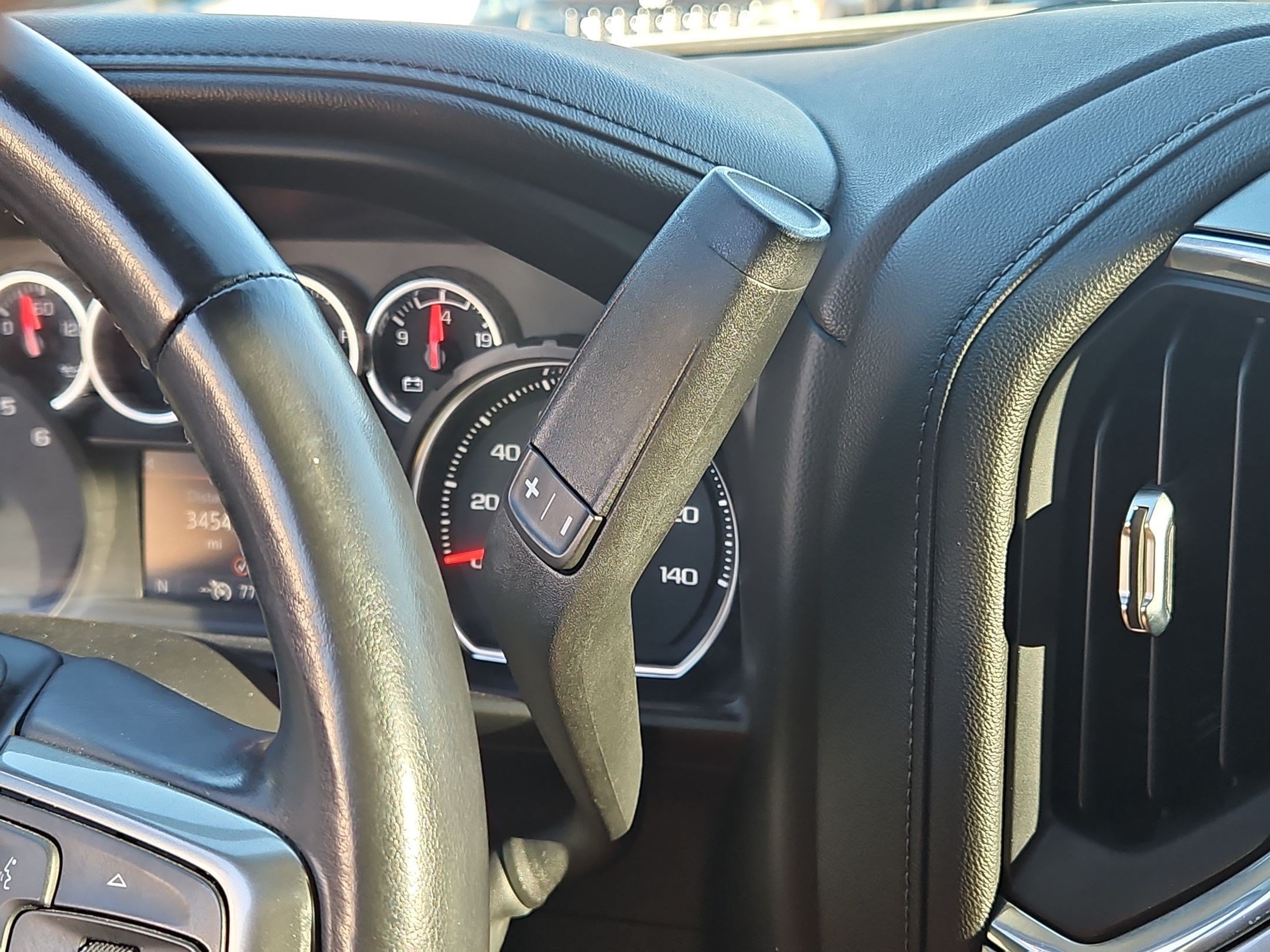 Certified 2021 Chevrolet Silverado 1500 LTZ AWD/4WD image 23
