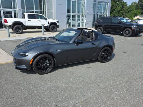 Used 2021 MAZDA MX-5 Miata RF Club RWD image 19