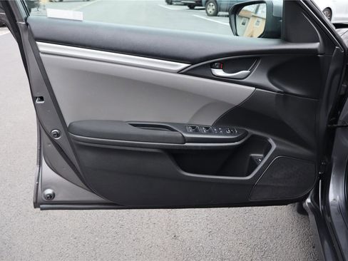 Used 2019 Honda Civic LX image 13