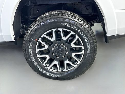 New 2026 RAM 3500 Longhorn AWD/4WD image 17